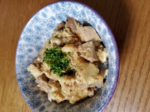 鶏チャーシューの卵とじ丼